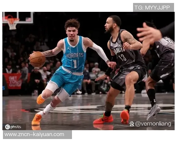 迪亚巴特表现出色四投全中贡献八分三篮板两助攻并有两次抢断三次盖帽