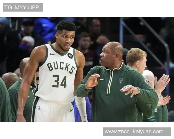 CC半场狂砍26分里弗斯称赞但强调球队不担心表现 CC半场狂砍26分里弗斯称赞但强调球队不担心表现