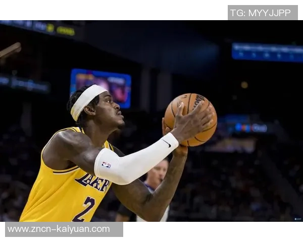 浓眉分析球队先发阵容防守挑战与进攻优势需持续磨合提升